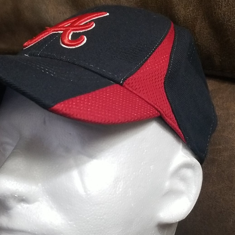 HAT - Picture 2 of 4